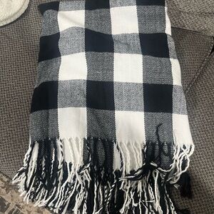 Black and White Checkered Fringe Blanket